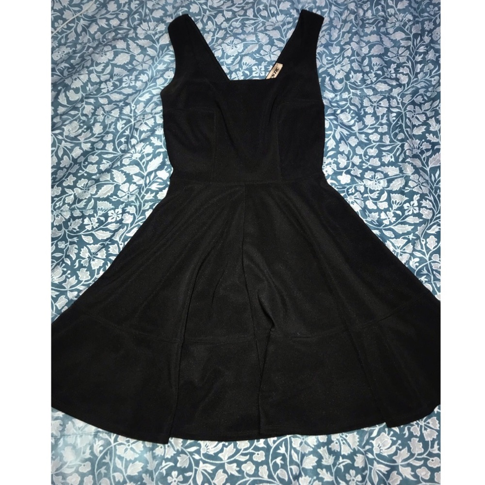 Black flowy dress